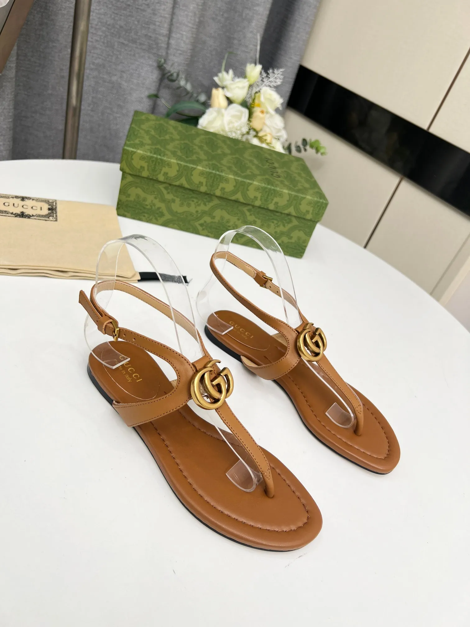 👟👟Ex-factory price P360👟👟 Women's shoe factory GUCCI official latest model, 5 colors optional, counter 1:1, code number: 35-43, (genuine leather base plus 30)